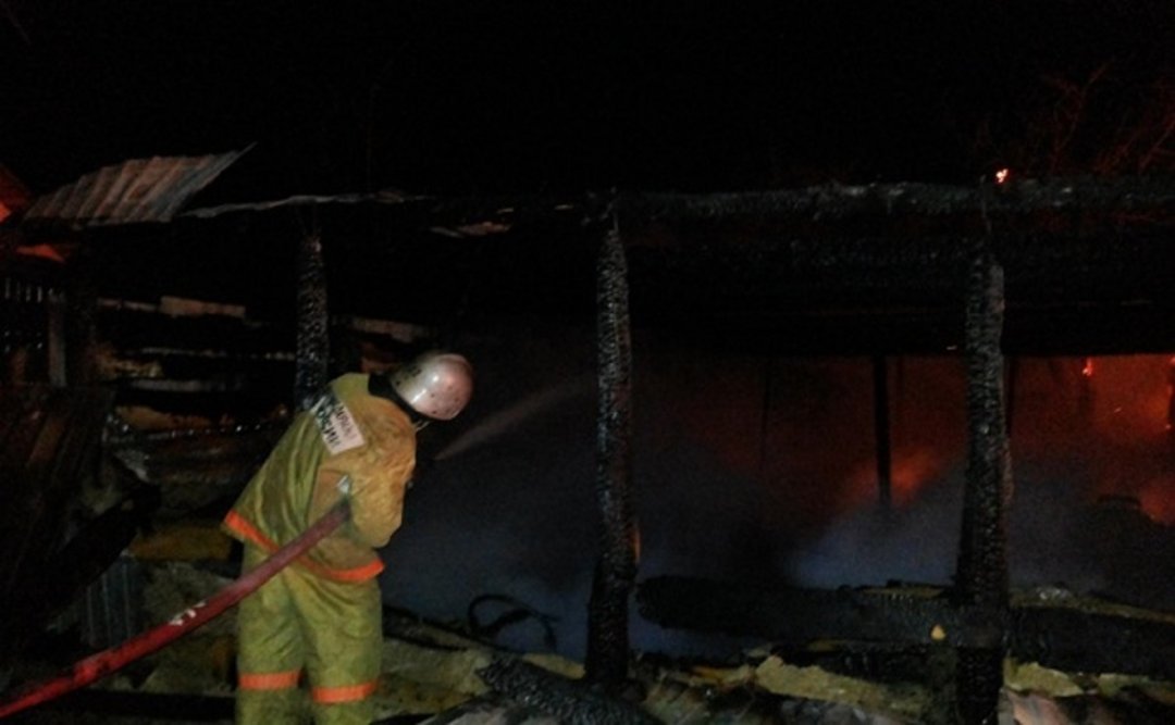 Пожар в нежилом здании в городском округе Волоколамский