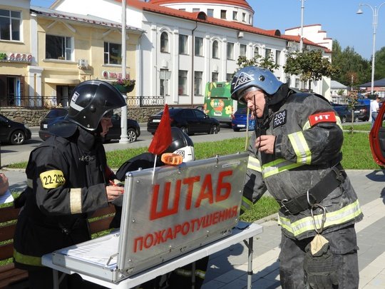 🚒🔥Пожарно-тактические учения – это не только отработка навыков пожарных и спасателей, но и моделирование различных ситуаций, которые могут произойти во время настоящего происшествия