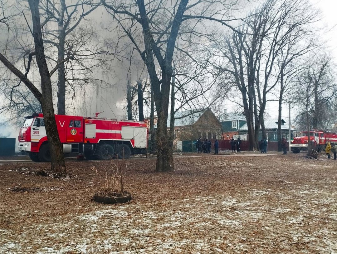 🚒  Вчера огнеборцы отдельного поста и пожарно-спасательной части № 208 #Мособлпожспас ликвидировали пожар в деревне Кашино Волоколамского муниципального округа